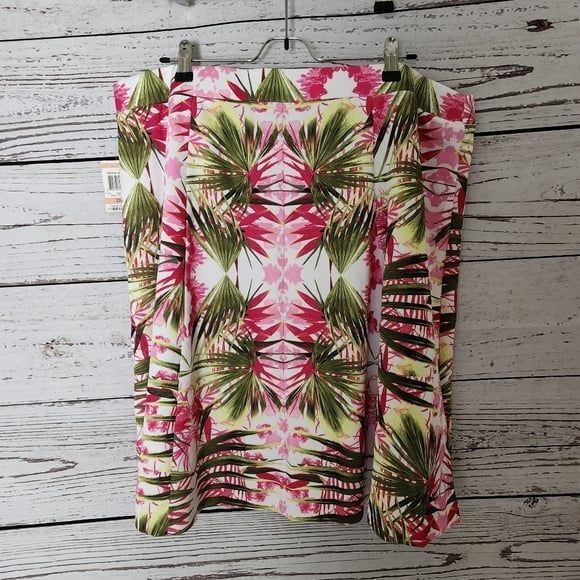 INC Floral A-Line Skirt Size 3X NWT - Picture 2 of 3